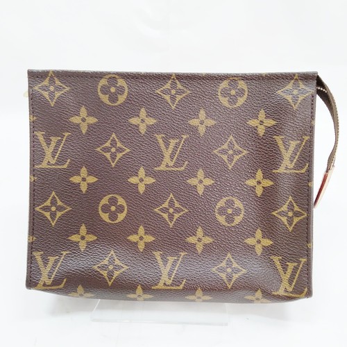 Louis vuitton cosmetic - louis,