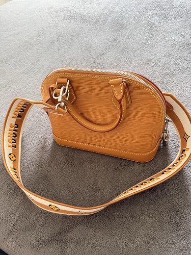 Louis vuitton small brown - louis,